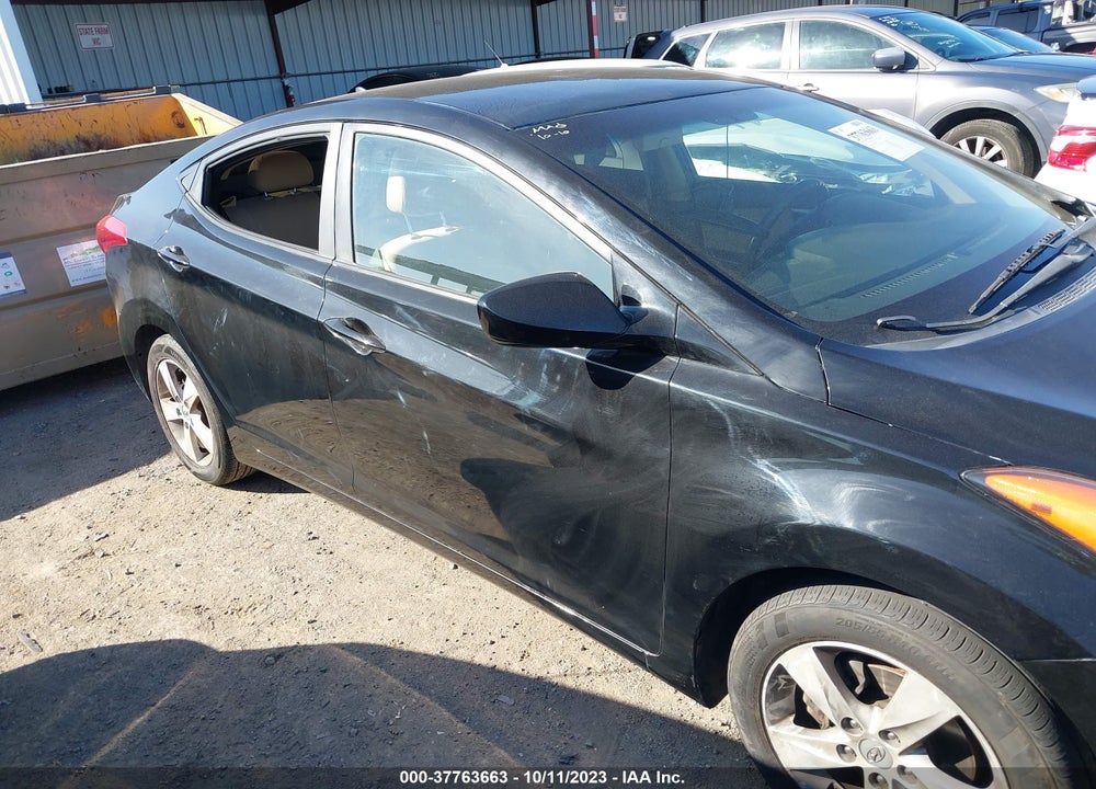 2012 HYUNDAI ELANTRA VIN: 5NPDH4AE6CH096753