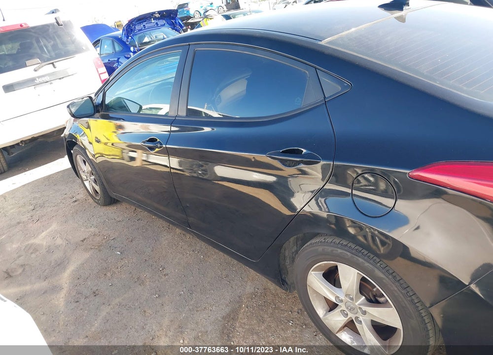 2012 HYUNDAI ELANTRA VIN: 5NPDH4AE6CH096753