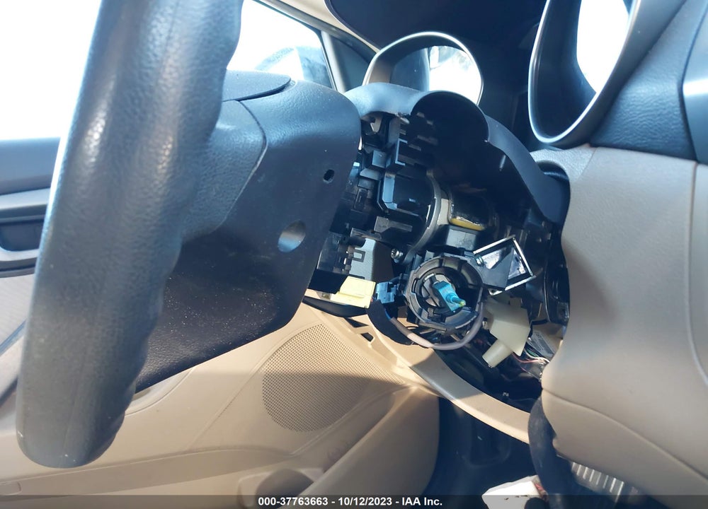 2012 HYUNDAI ELANTRA VIN: 5NPDH4AE6CH096753