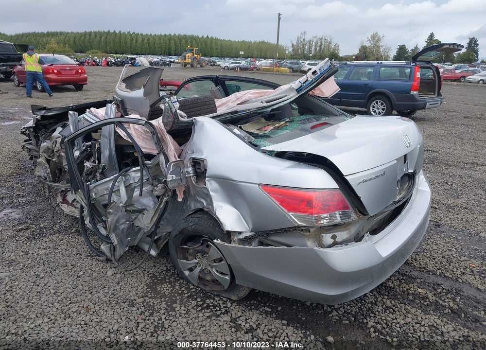 2009 HONDA ACCORD 2.4 LX VIN: 1HGCP263X9A172695