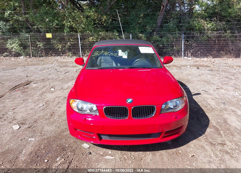 2011 BMW 128I VIN: WBAUL7C53BVM81390