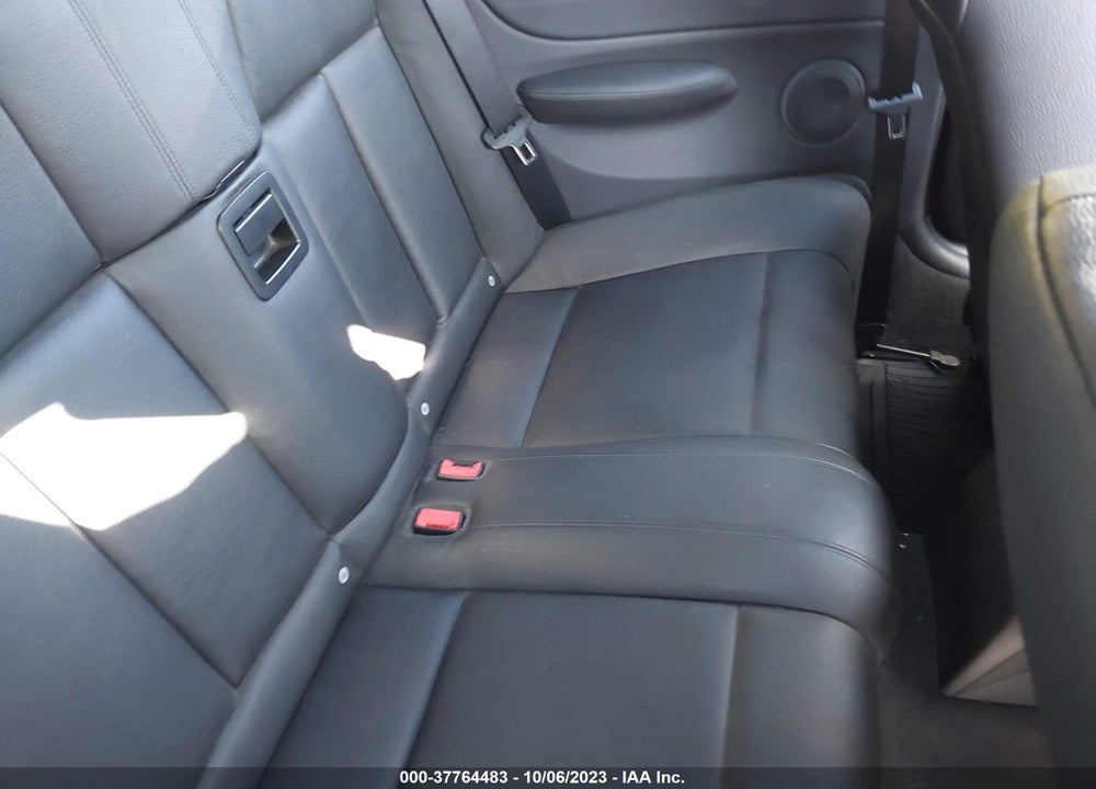 2011 BMW 128I VIN: WBAUL7C53BVM81390
