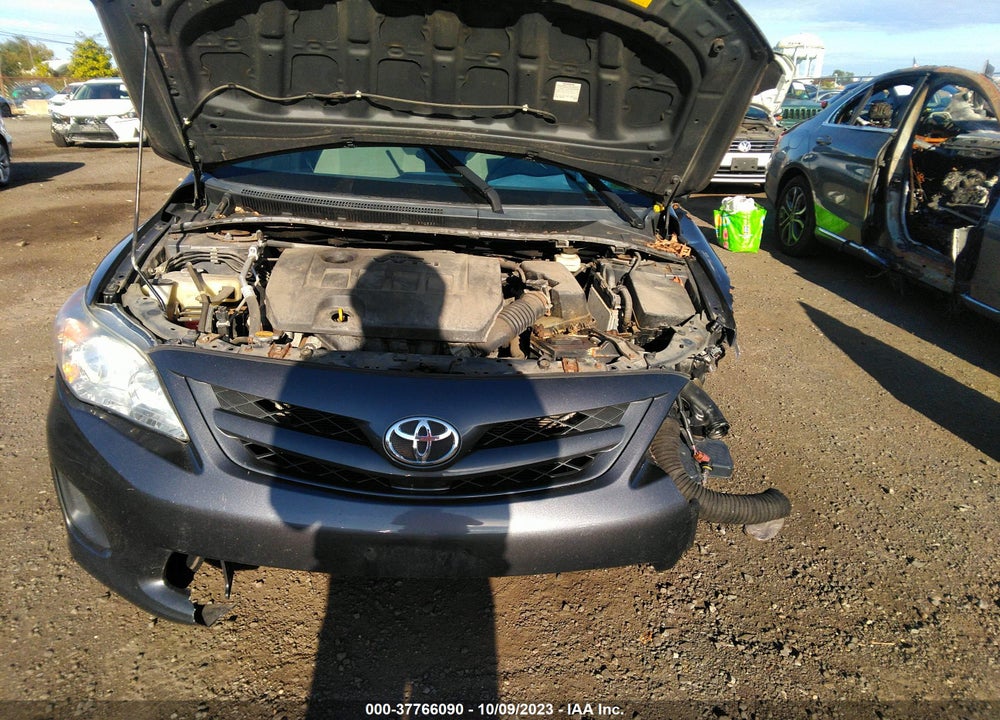 2011 TOYOTA COROLLA LE VIN: 2T1BU4EE6BC732795