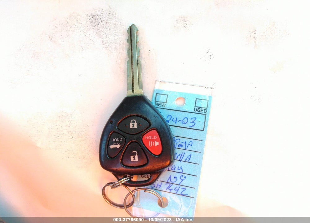 2011 TOYOTA COROLLA LE VIN: 2T1BU4EE6BC732795