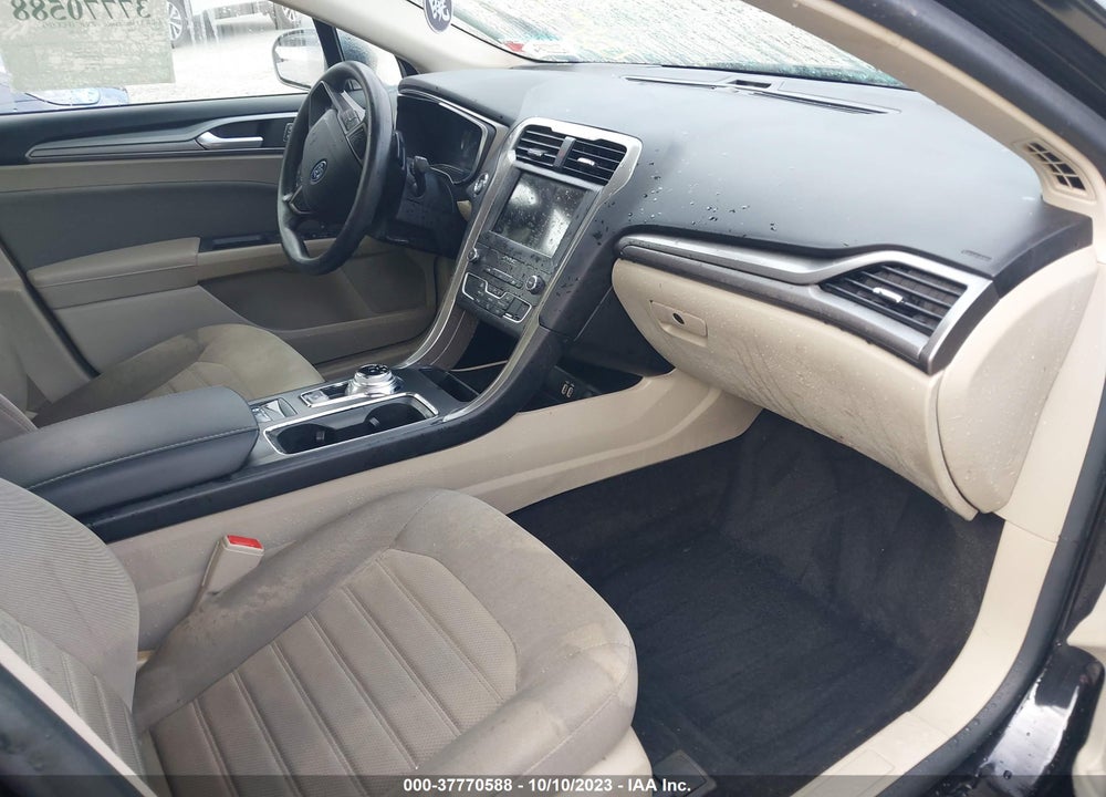 2019 FORD FUSION SE VIN: 3FA6P0HD1KR245038