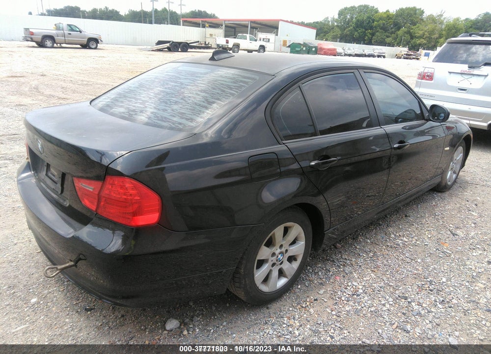 2009 BMW 328I VIN: WBAPH77599NM30060