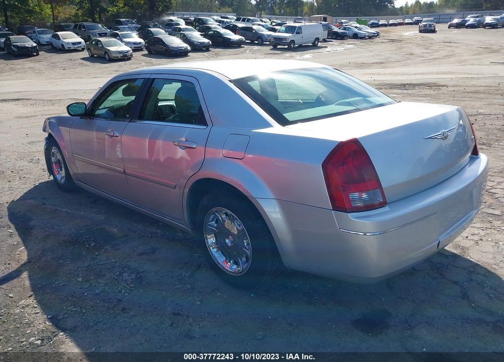 2007 CHRYSLER 300 TOURING VIN: 2C3KA53G37H792327