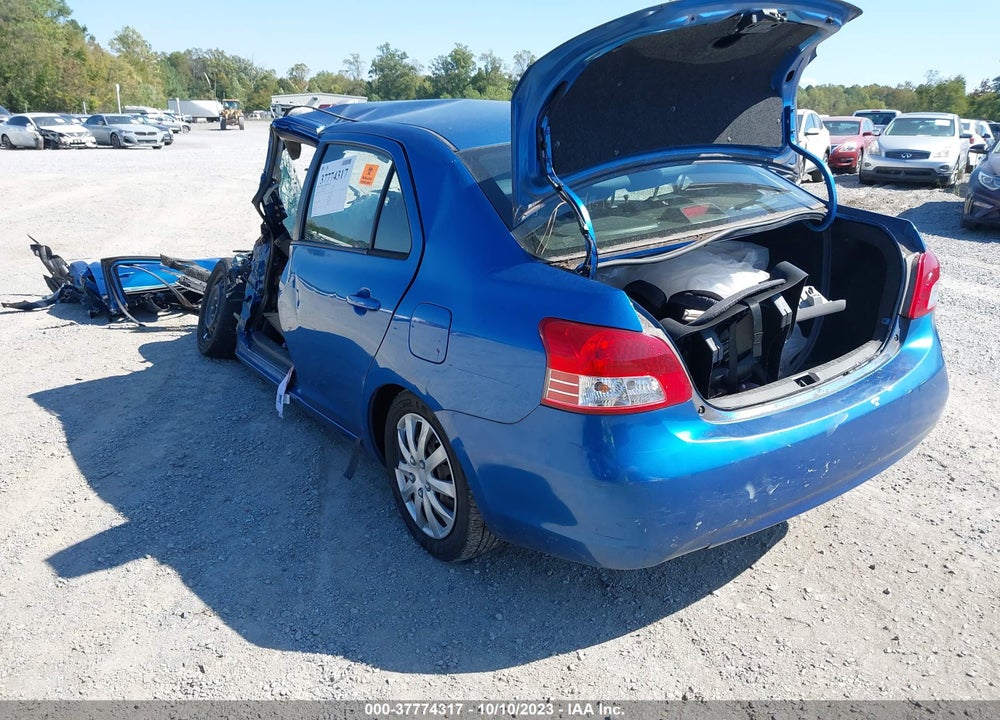 2010 TOYOTA YARIS VIN: JTDBT4K32A1386950