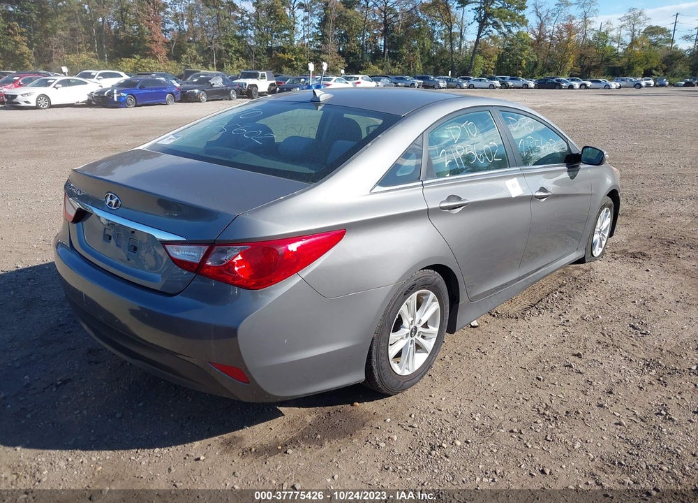 2014 HYUNDAI SONATA VIN: 5NPEB4AC7EH924123