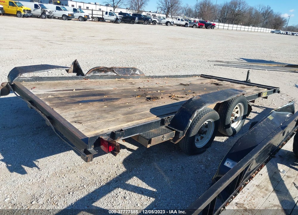 2003 BIG TEX 18 FT CAR HAULER VIN: 16VCX162631D79499