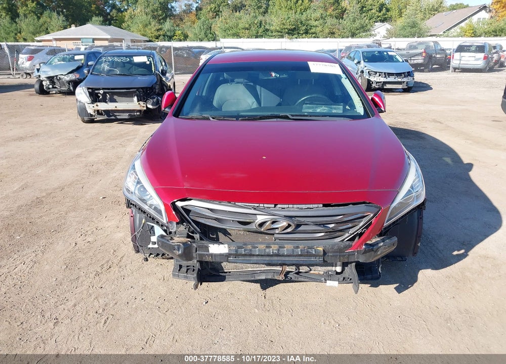 2015 HYUNDAI SONATA SPORT VIN: 5NPE34AF8FH073670