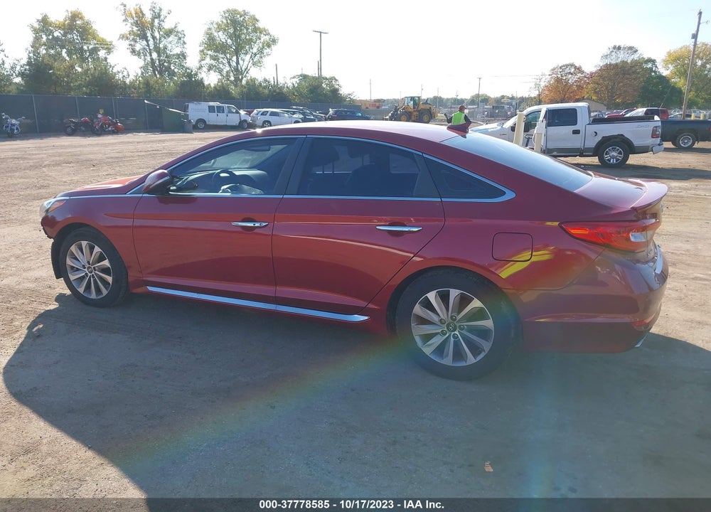 2015 HYUNDAI SONATA SPORT VIN: 5NPE34AF8FH073670