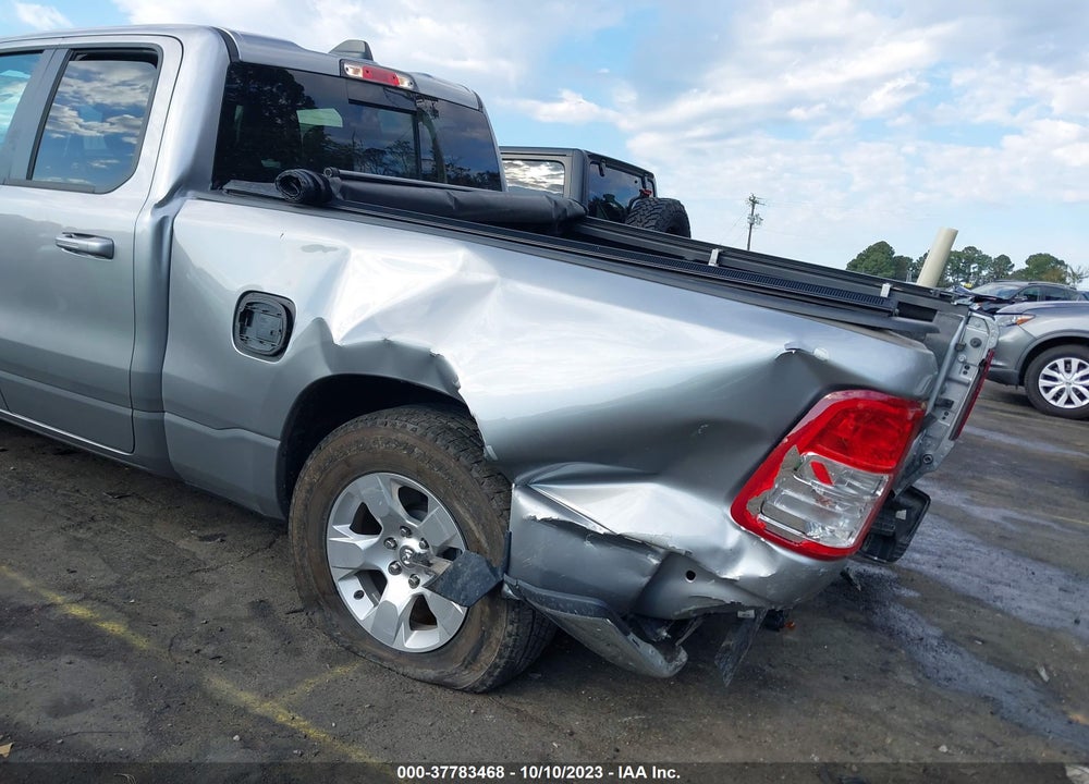 2022 RAM 1500 BIG HORN 4X4 6'4 BOX VIN: 1C6RRFBG2NN109104