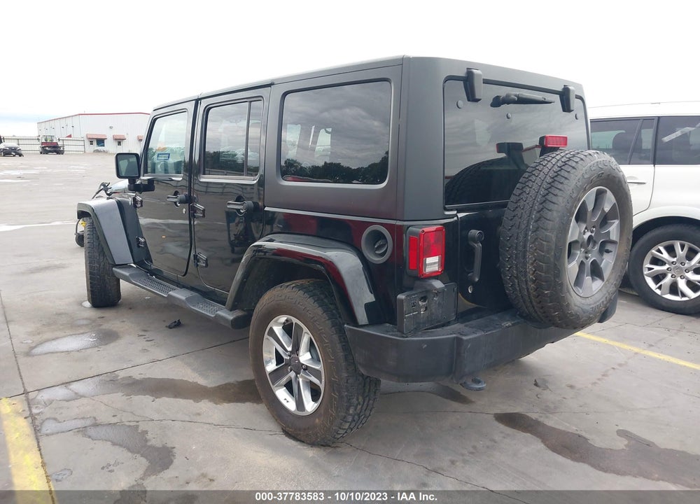 2015 JEEP WRANGLER UNLIMITED SAHARA VIN: 1C4BJWEG1FL515644