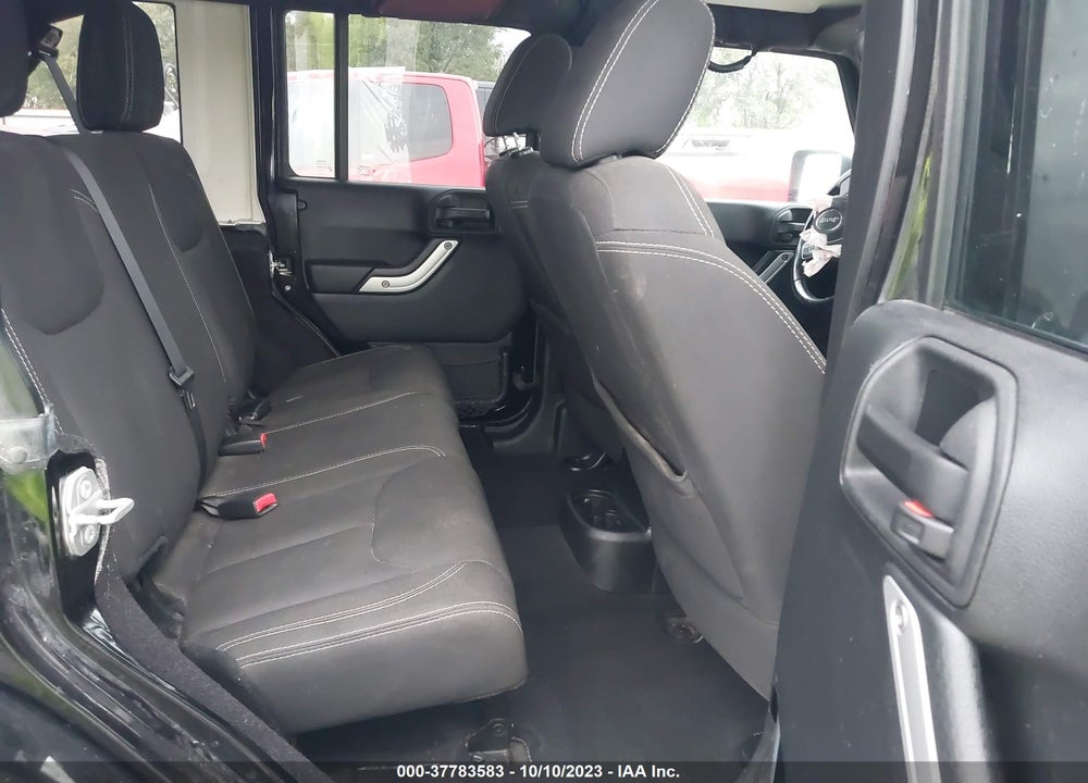 2015 JEEP WRANGLER UNLIMITED SAHARA VIN: 1C4BJWEG1FL515644