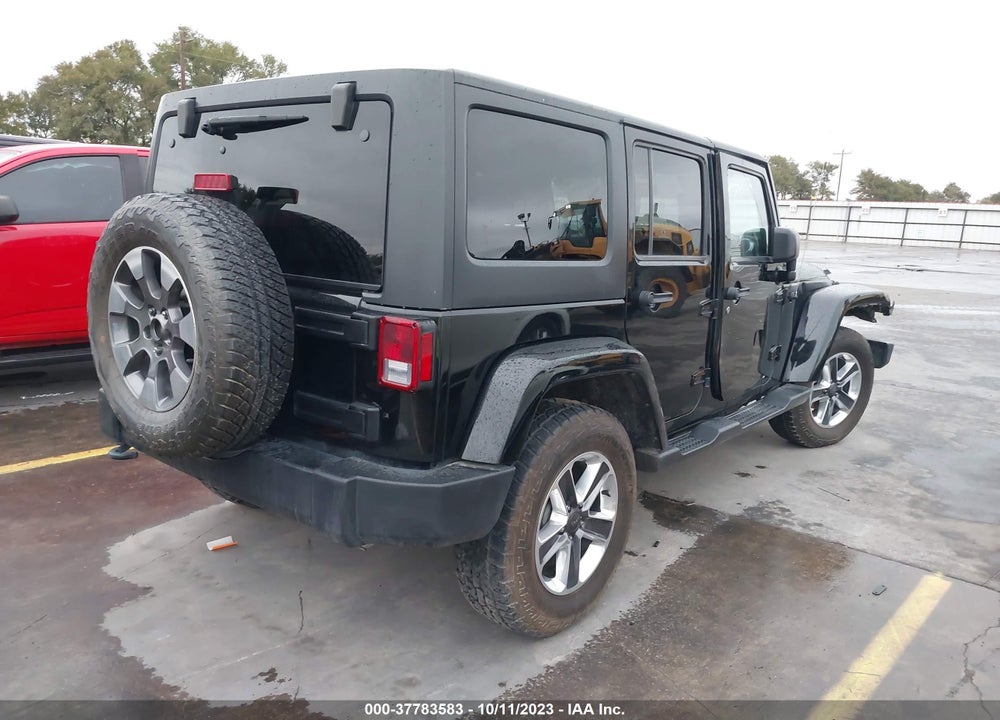2015 JEEP WRANGLER UNLIMITED SAHARA VIN: 1C4BJWEG1FL515644