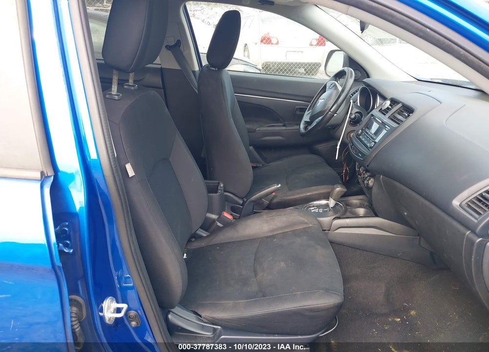 2015 MITSUBISHI OUTLANDER SPORT ES VIN: 4A4AR3AW8FE053340