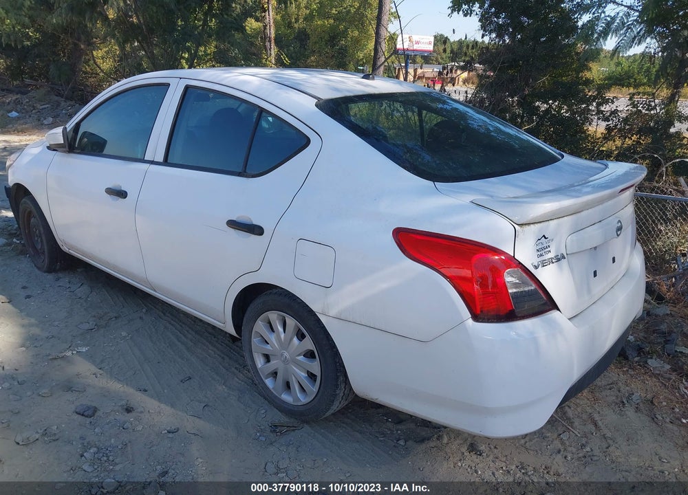 2018 NISSAN VERSA VIN: 3N1CN7AP2JL884713