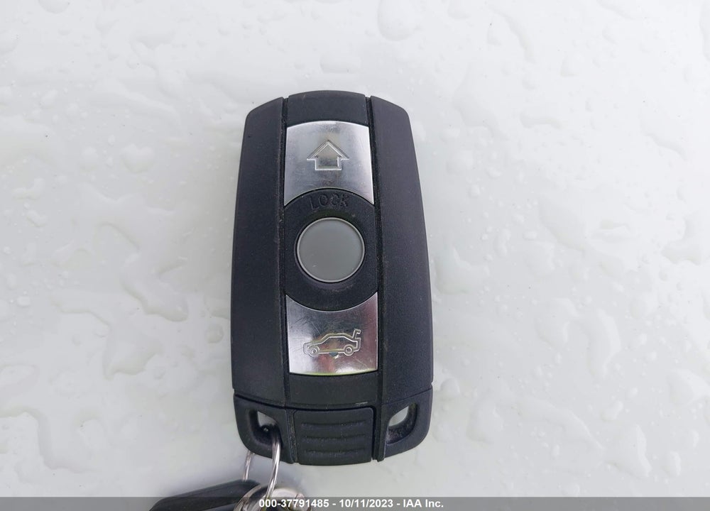2006 BMW 325I VIN: WBAVB13546KX46927