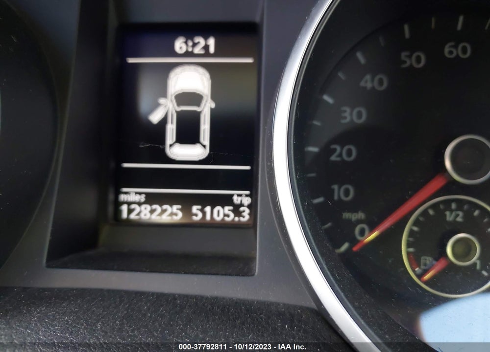 2012 VOLKSWAGEN GOLF TDI 2-DOOR VIN: WVWMM7AJ9CW290858
