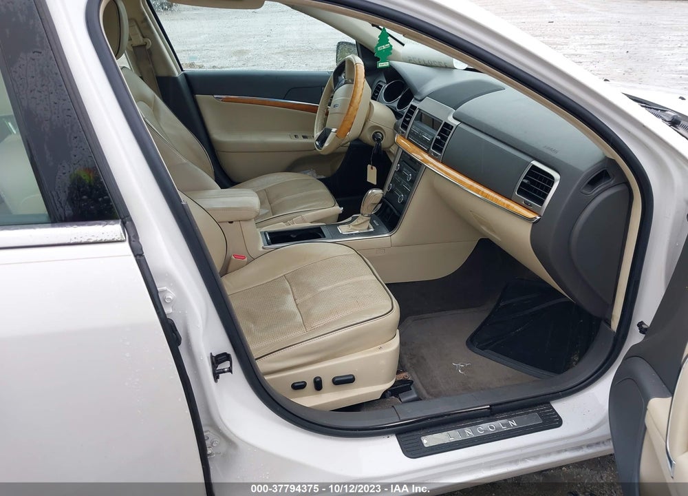 2010 LINCOLN MKZ VIN: 3LNHL2JC8AR611065