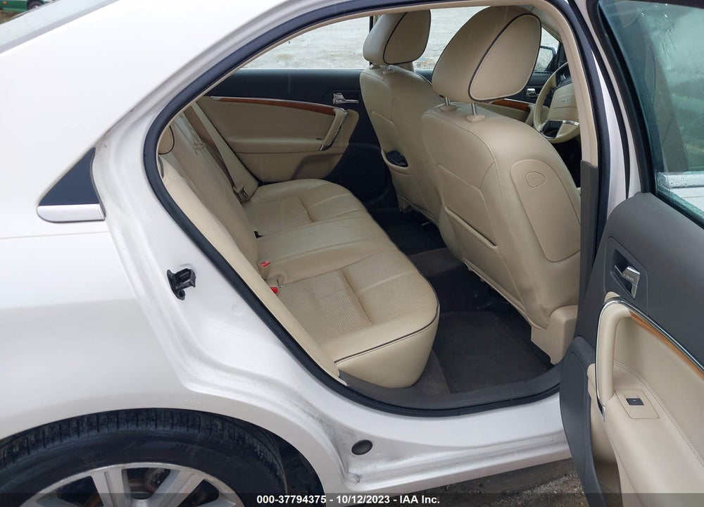2010 LINCOLN MKZ VIN: 3LNHL2JC8AR611065
