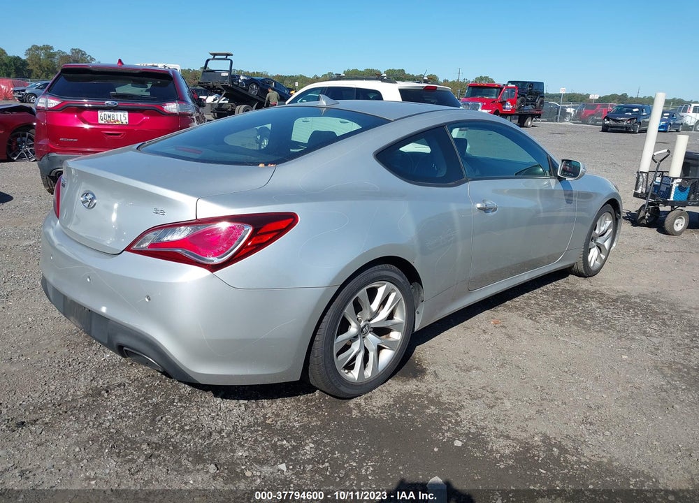 2013 HYUNDAI GENESIS 3.8 GRAND TOURING VIN: KMHHU6KJ7DU104026