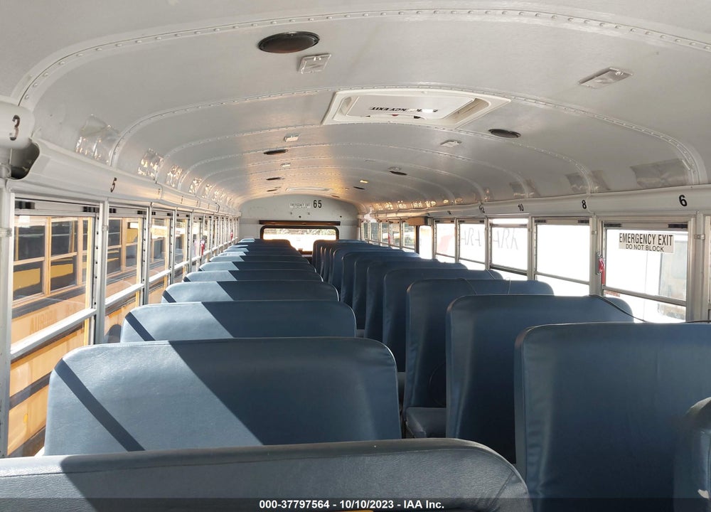 2015 THOMAS SCHOOL BUS VIN: 1T7YU4F21F1272831