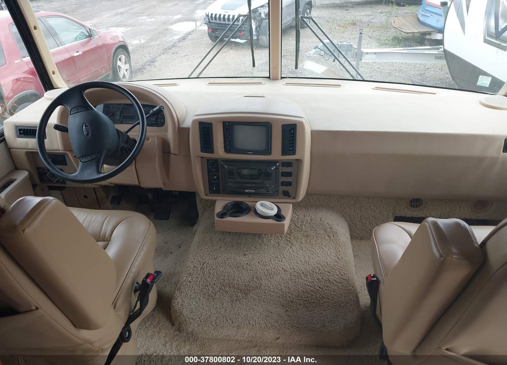 2008 WINNEBAGO MOTORHOME VIN: 1F6NF53YX70A06842