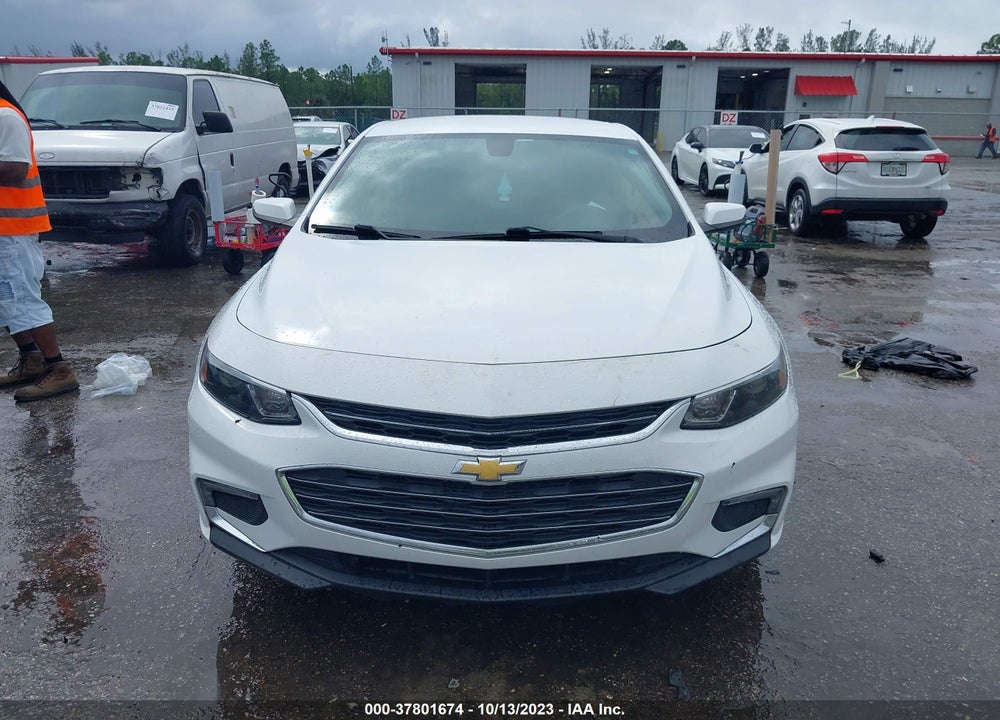2018 CHEVROLET MALIBU VIN: 1G1ZD5ST2JF158413