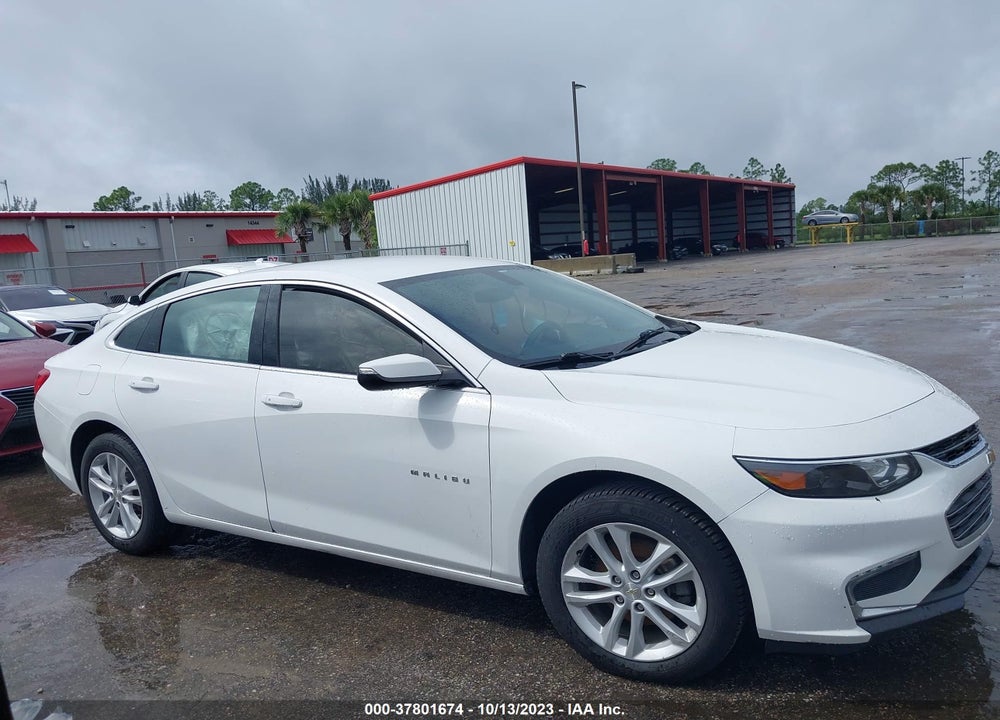 2018 CHEVROLET MALIBU VIN: 1G1ZD5ST2JF158413