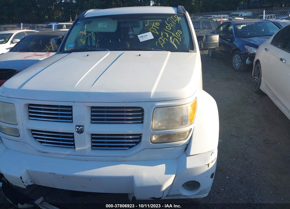 2011 DODGE NITRO HEAT VIN: 1D4PU4GK5BW587400