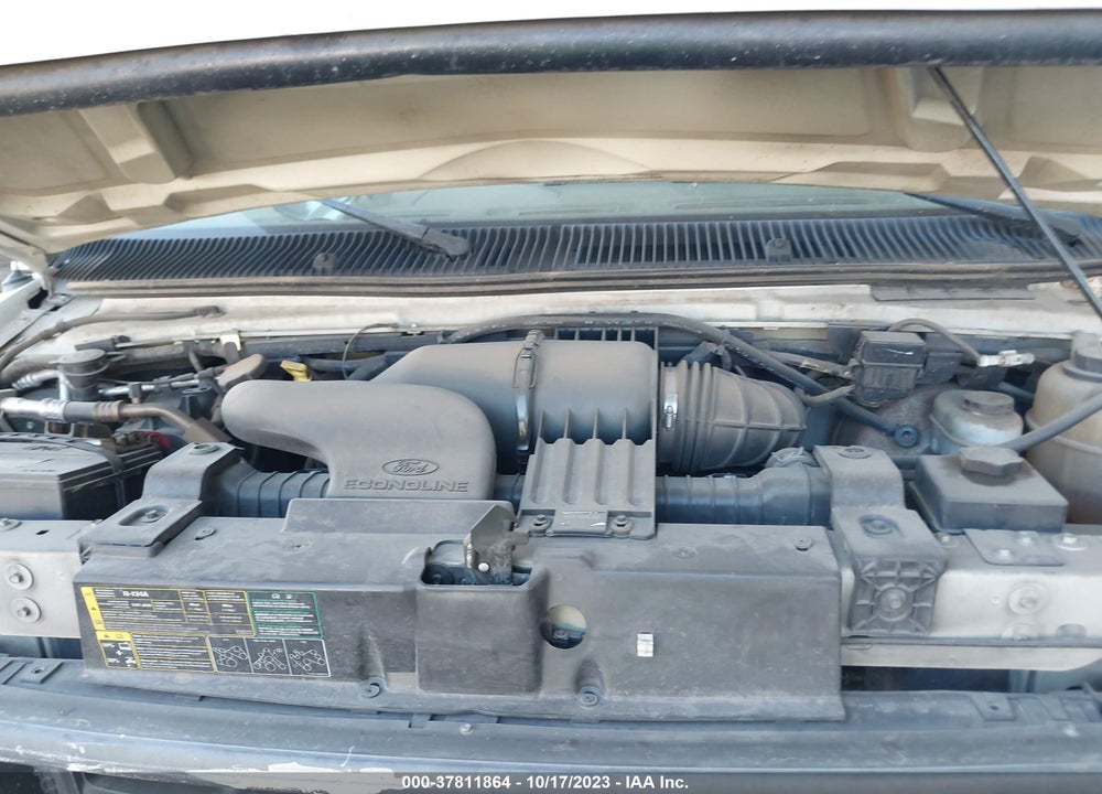 2004 FORD E-350 SUPER DUTY XLT/XL VIN: 1FBSS31L74HB48591