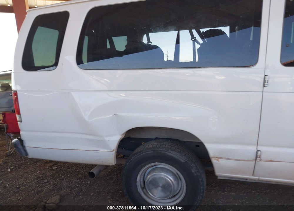 2004 FORD E-350 SUPER DUTY XLT/XL VIN: 1FBSS31L74HB48591