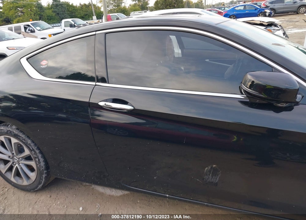 2014 HONDA ACCORD EX-L V-6 VIN: 1HGCT2B82EA006372