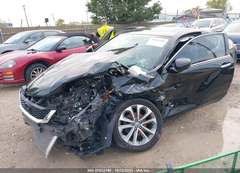 2014 HONDA ACCORD EX-L V-6 VIN: 1HGCT2B82EA006372