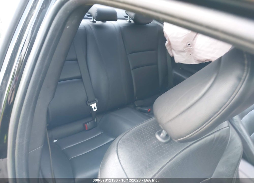 2014 HONDA ACCORD EX-L V-6 VIN: 1HGCT2B82EA006372