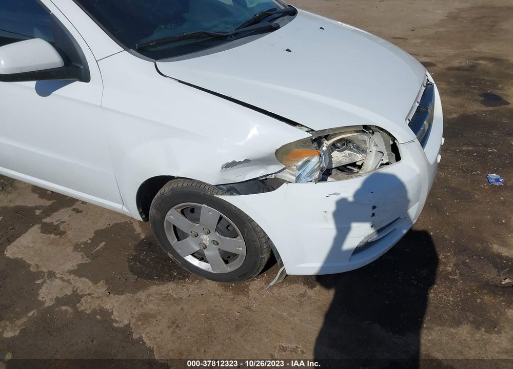 2011 CHEVROLET AVEO VIN: KL1TD5DE3BB152163
