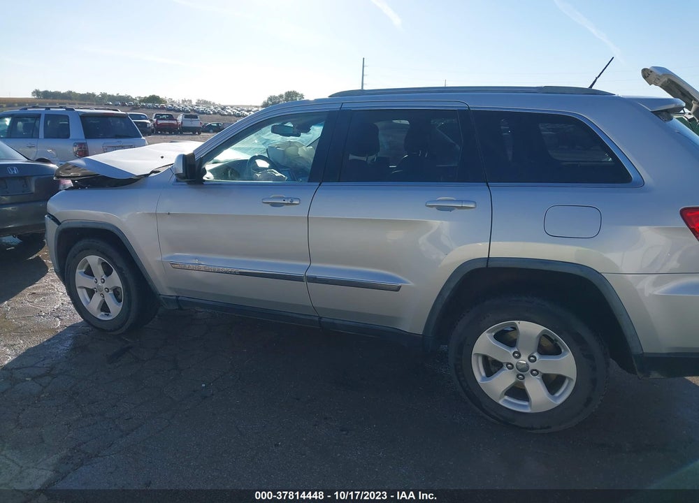 2011 JEEP GRAND CHEROKEE LAREDO VIN: 1J4RR4GG0BC717713