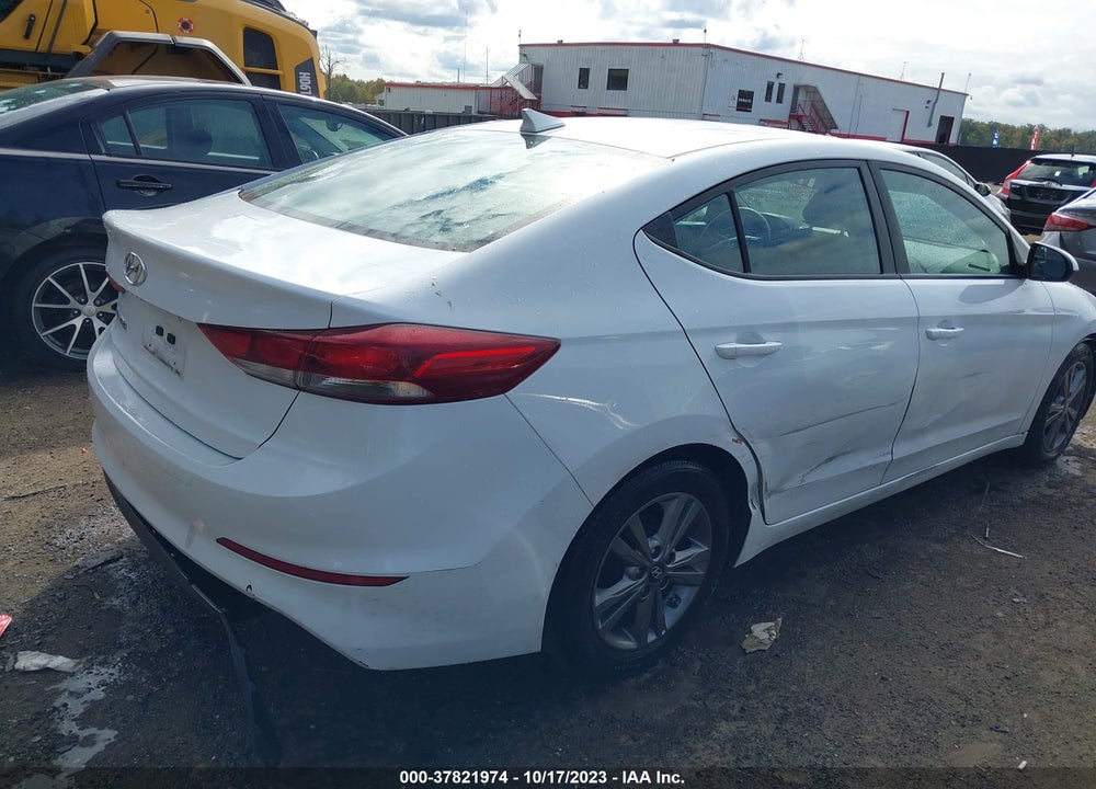 2017 HYUNDAI ELANTRA SE VIN: 5NPD84LF0HH021785