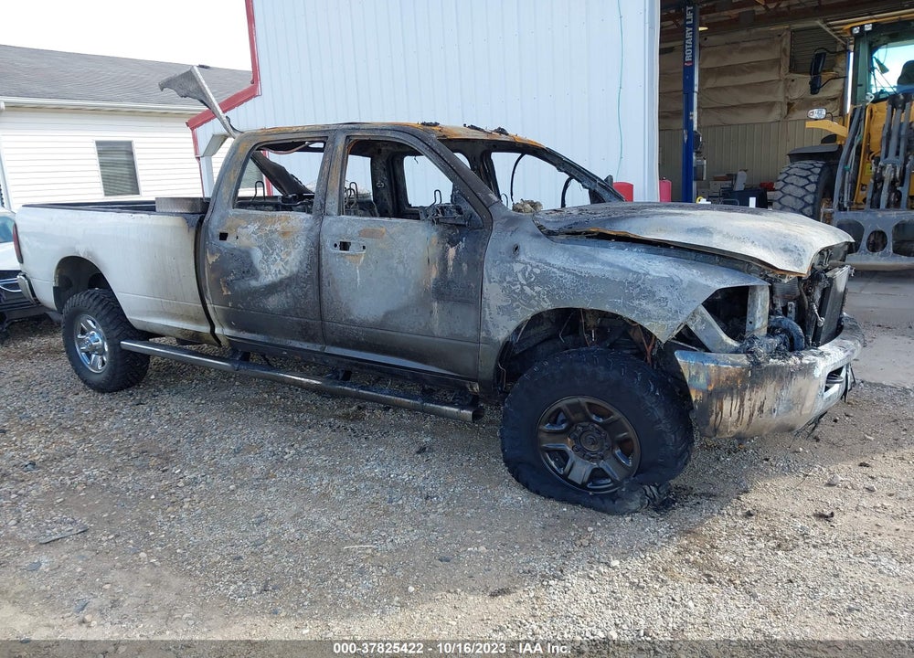 2014 RAM 2500 TRADESMAN VIN: 3C6UR5HL7EG189629