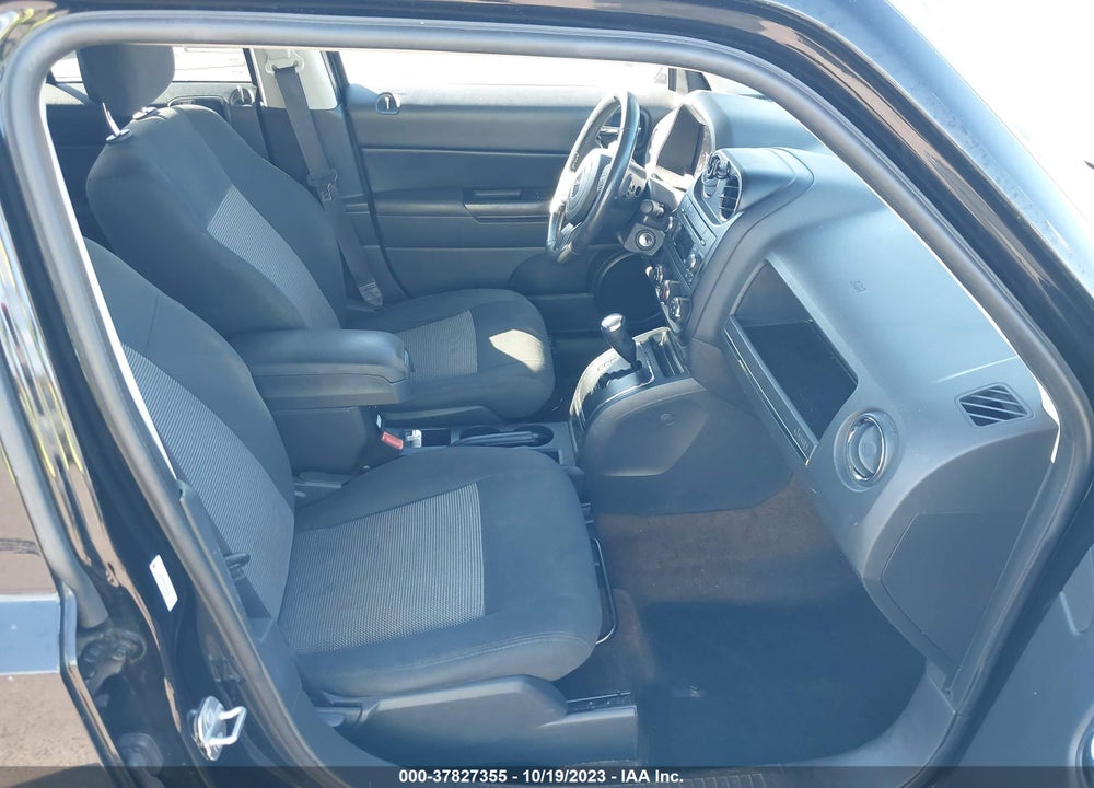 2014 JEEP PATRIOT LATITUDE VIN: 1C4NJRFB9ED892815