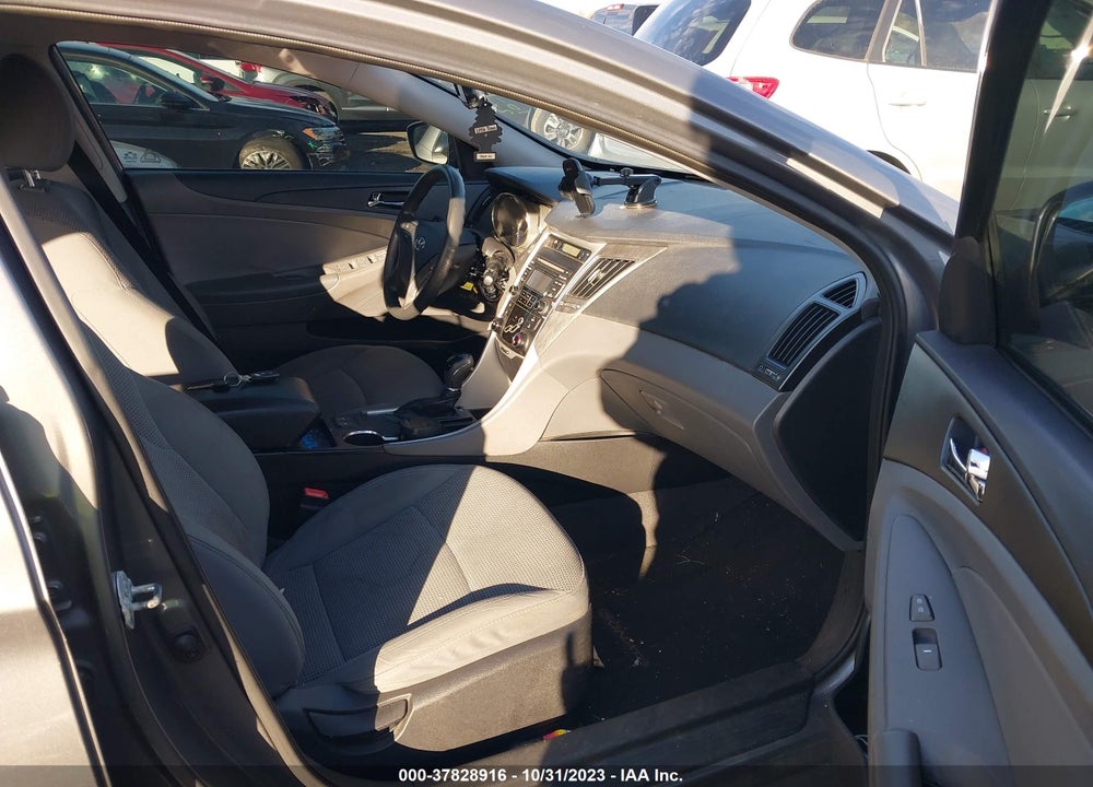 2013 HYUNDAI SONATA GLS VIN: 5NPEB4ACXDH724979