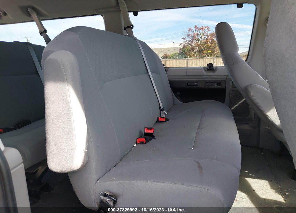 2010 FORD E-350 SUPER DUTY XLT/XL VIN: 1FBNE3BL4ADA81986