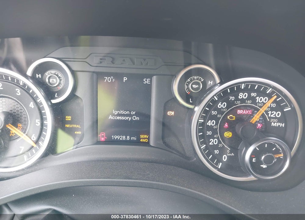 2022 RAM 1500 TRADESMAN 4X4 6'4 BOX VIN: 1C6RRFCG3NN469691