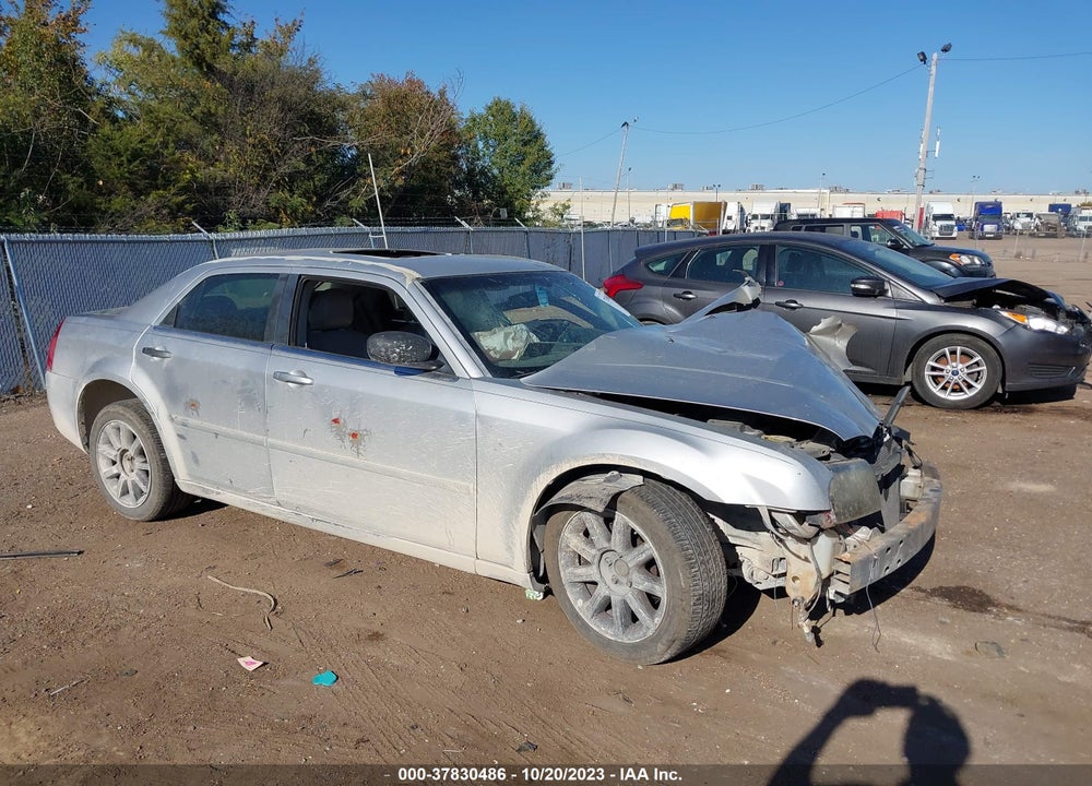 2007 CHRYSLER 300 TOURING VIN: 2C3KA53G47H803397