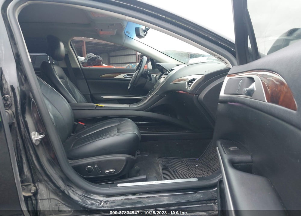 2016 LINCOLN MKZ VIN: 3LN6L2J90GR609251