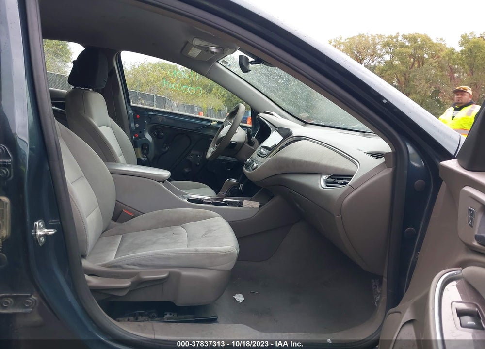 2020 CHEVROLET MALIBU FWD LT VIN: 1G1ZD5ST3LF074930