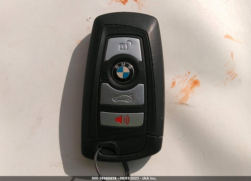 2018 BMW 320I XDRIVE VIN: WBA8E5G52JNV02254