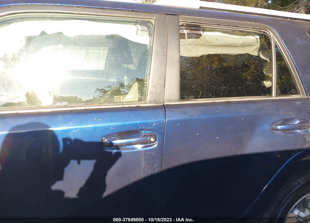 2014 TOYOTA 4RUNNER SR5 VIN: JTEBU5JRXE5156270